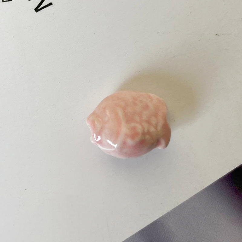 Big pink fish 17x9mm