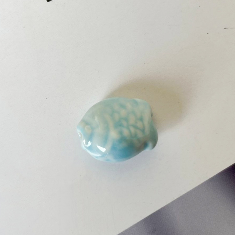 Big blue fish 17x9mm