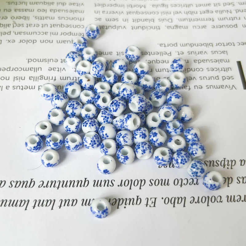 Blue and white plum blossoms