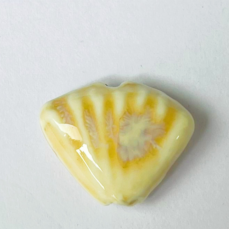 22x8.5mm Triangular shell