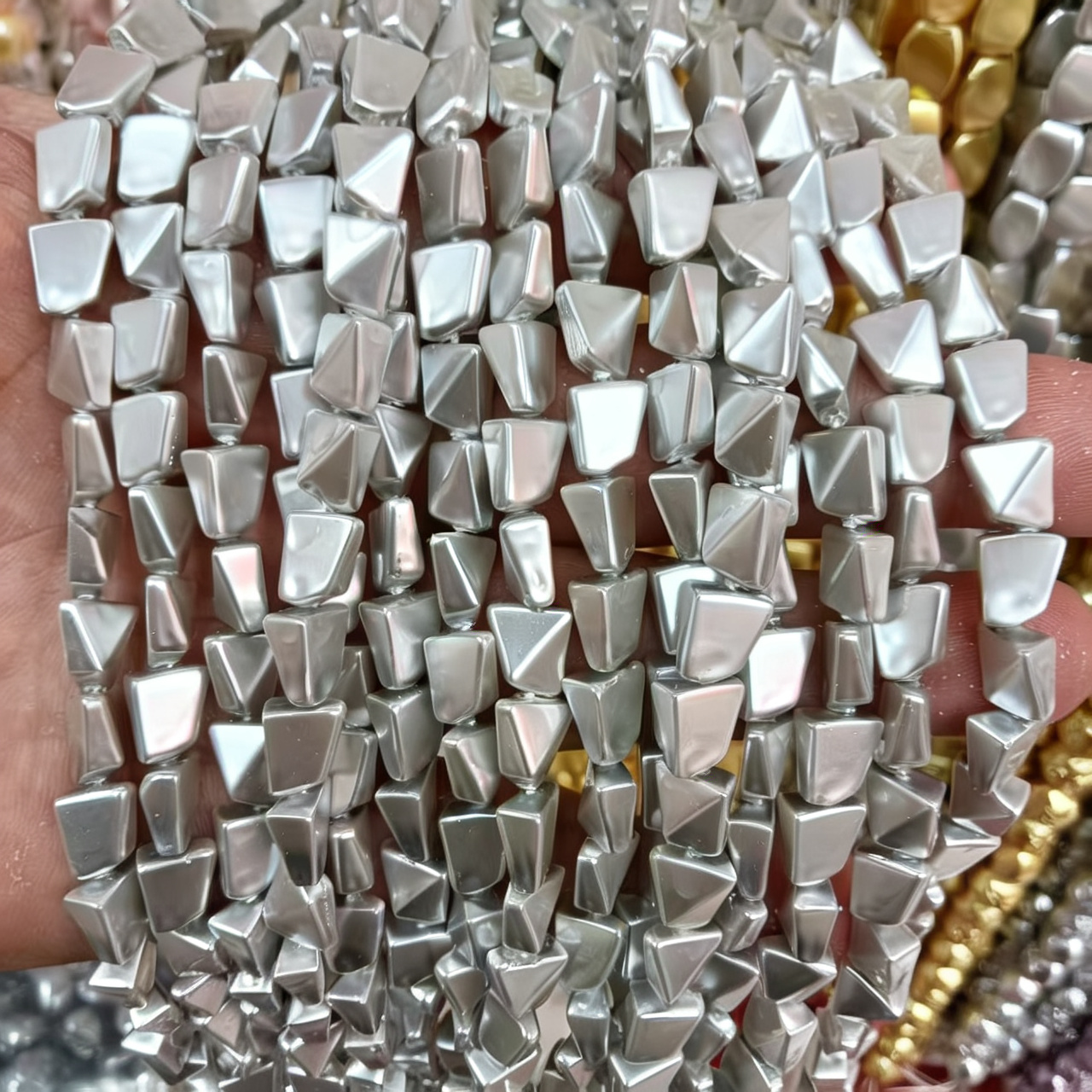 7ⅹ8mm irregular gray