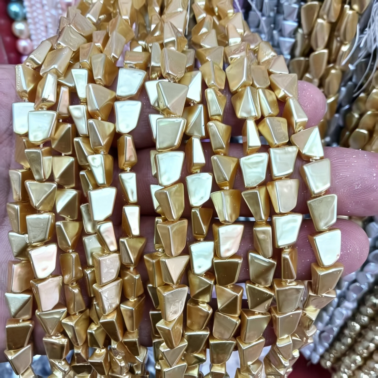 7ⅹ8mm irregular yellow