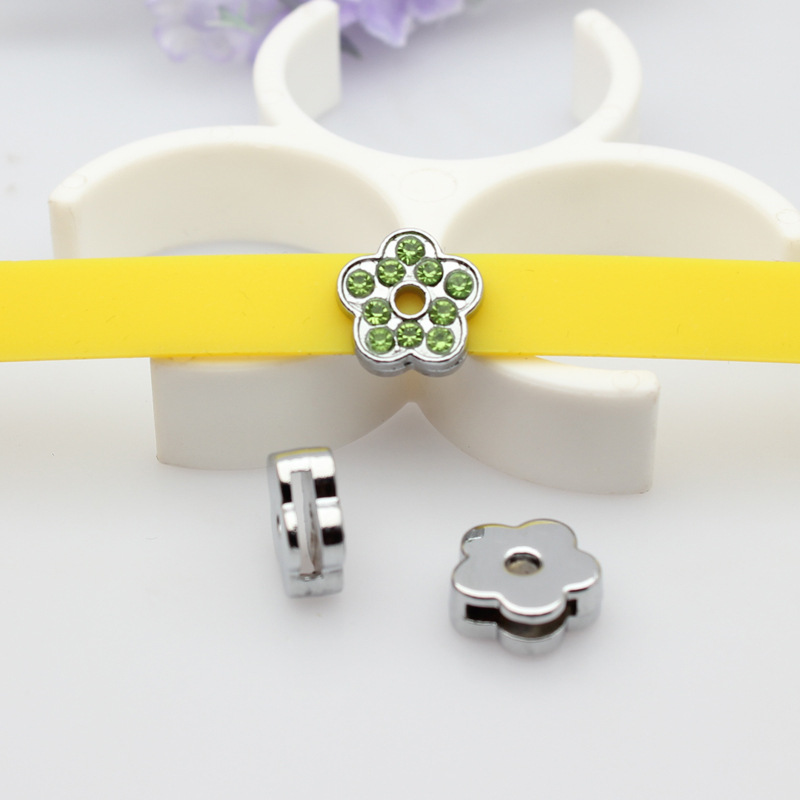 Flower -8mm Light Green Diamond