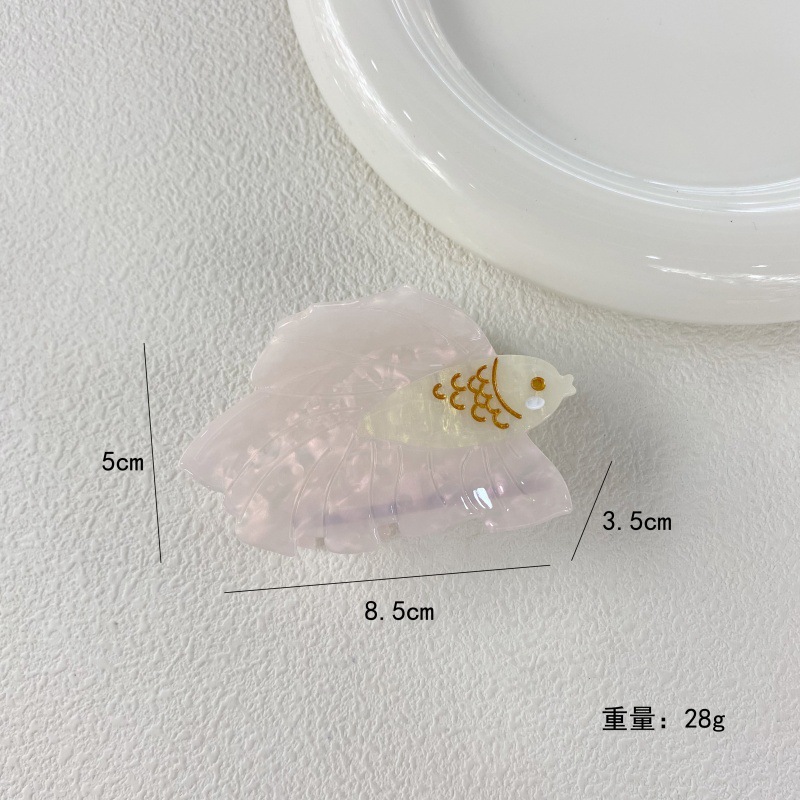 Pink and white fish (8.5*5*3.5cm)