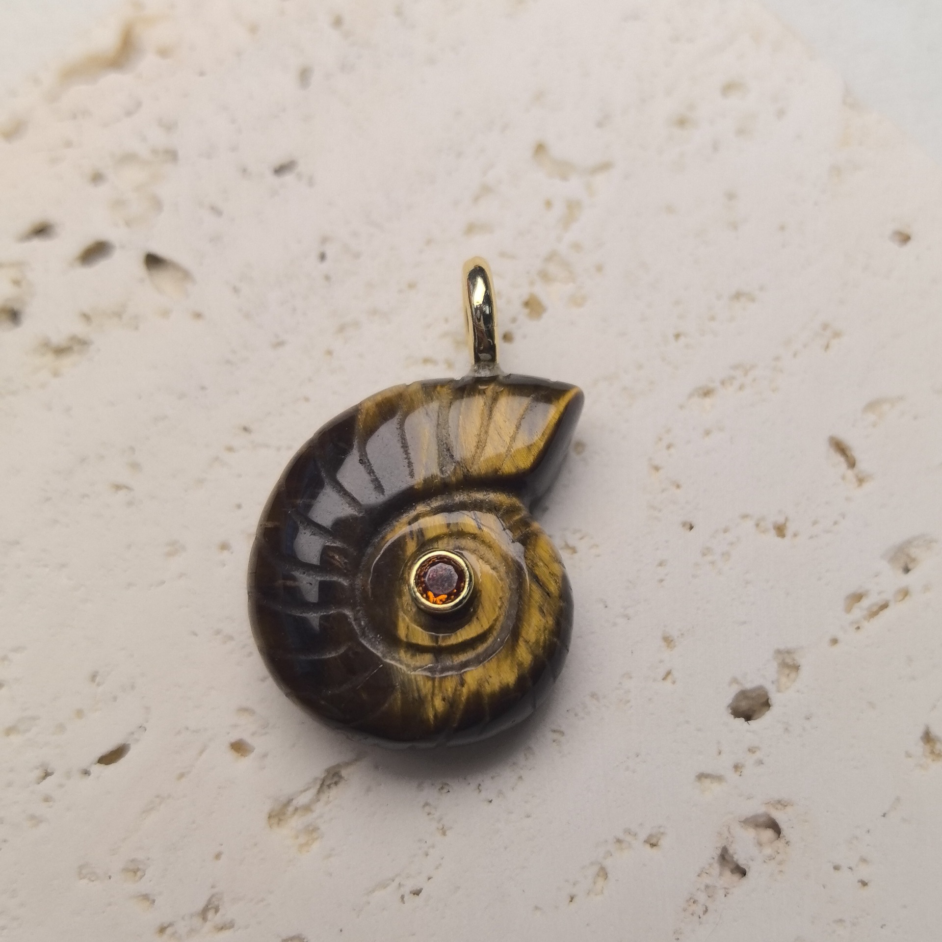 tiger eye