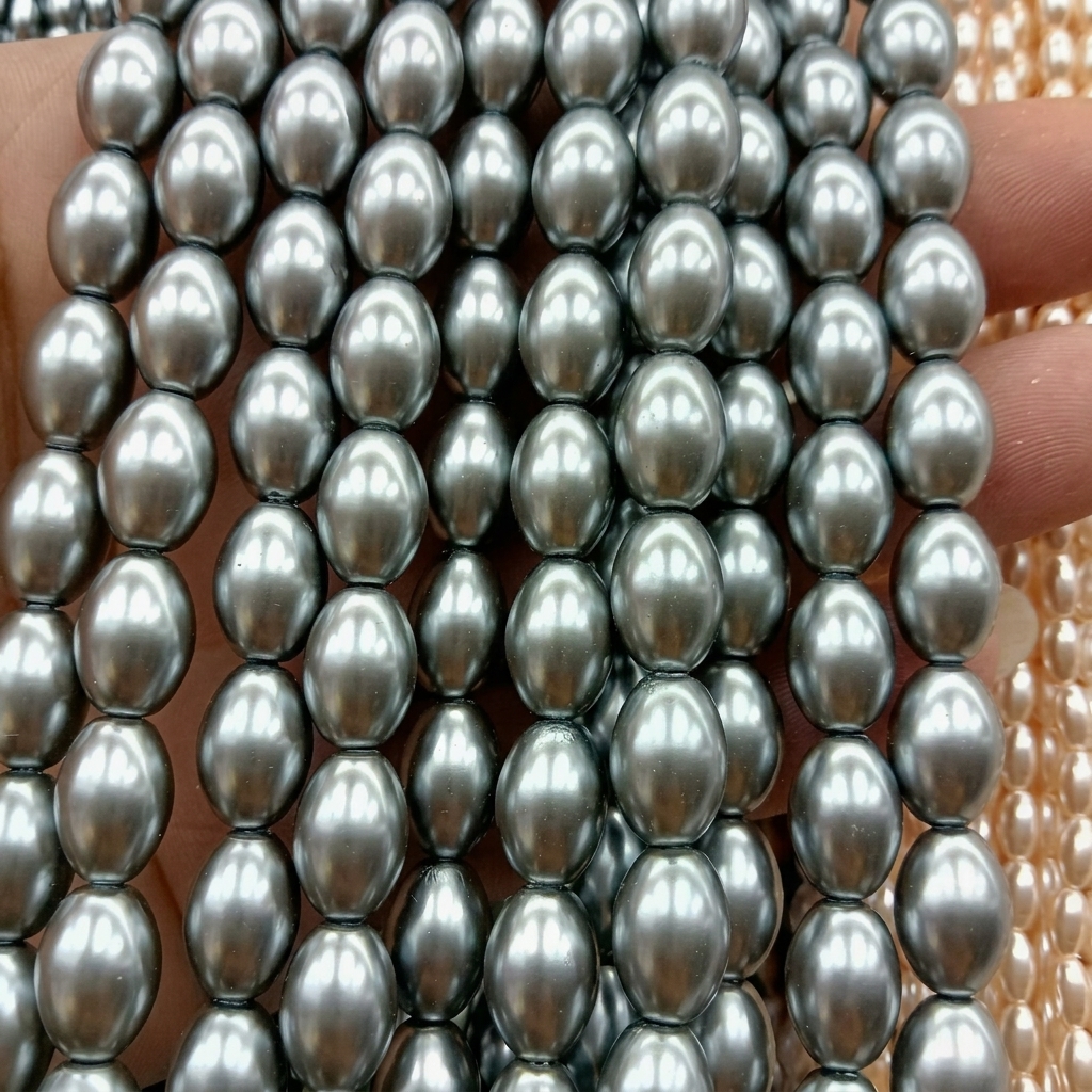 серебряный