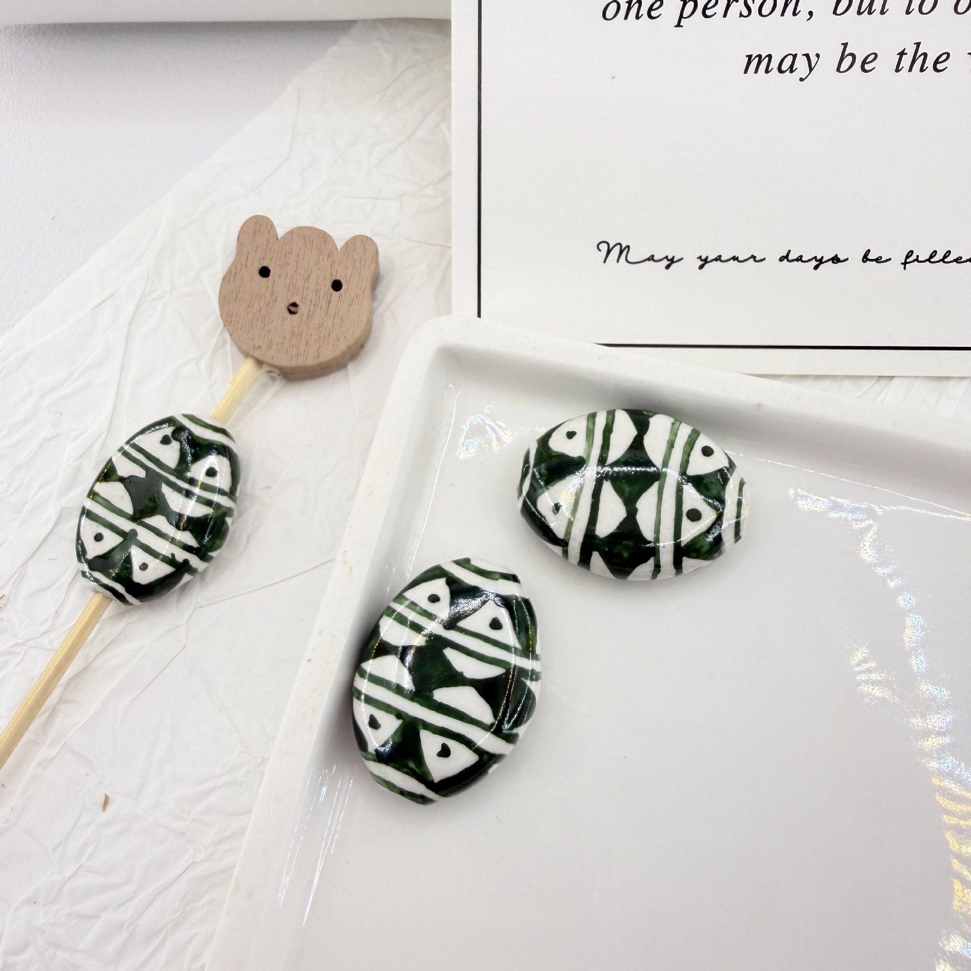 (flat olive shape) 3