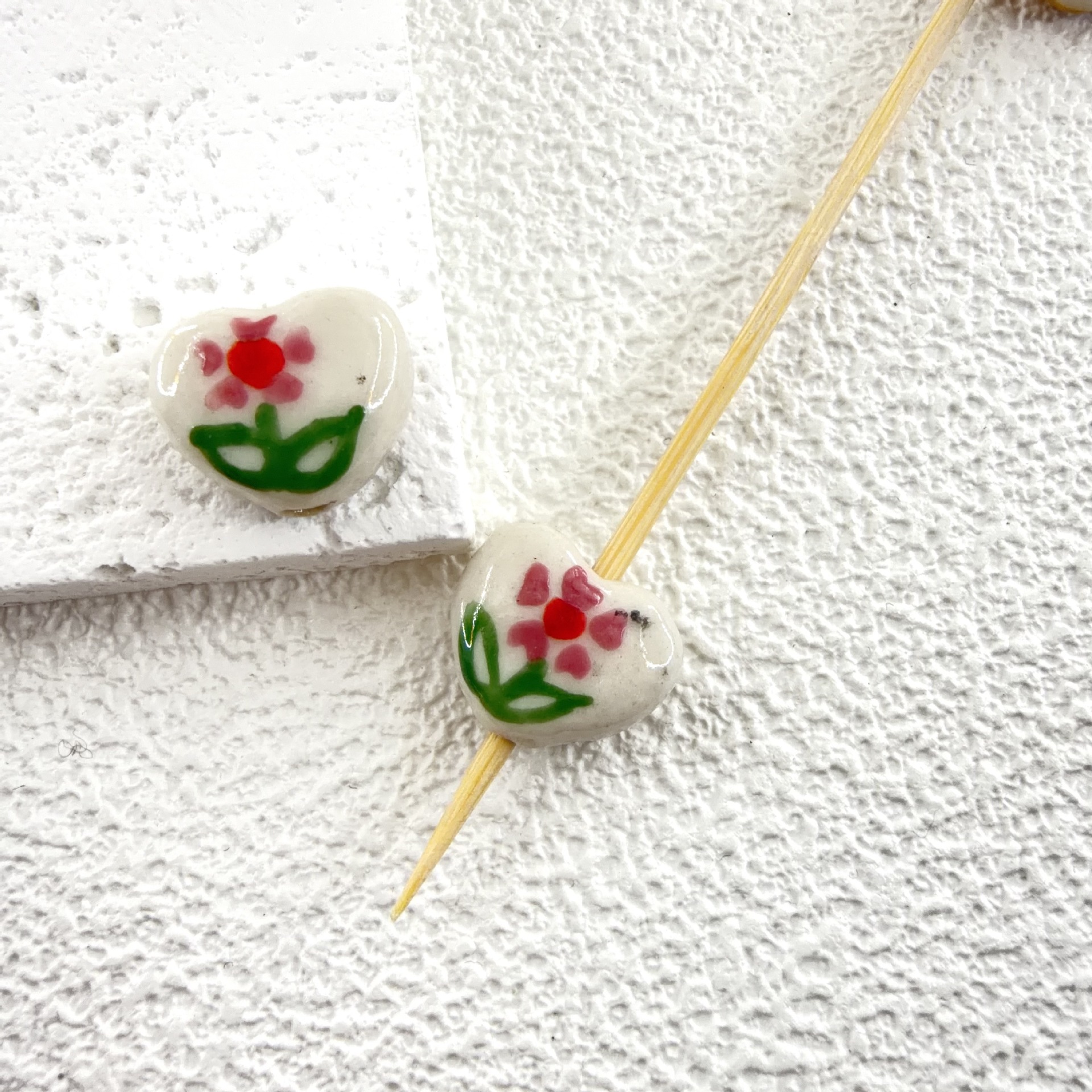 (love) red flower 11.5x14mm