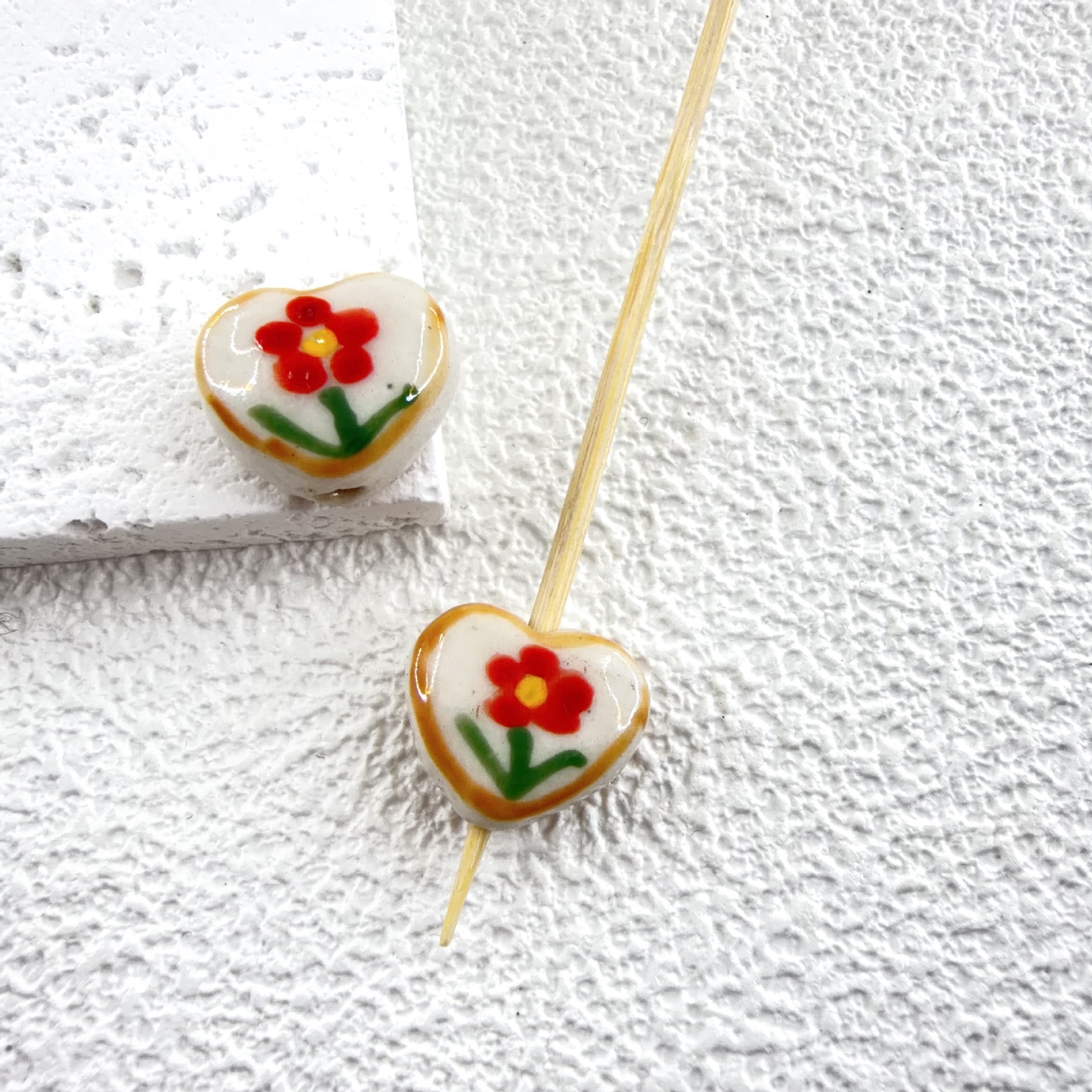 (love) big red flower 11.5x14mm