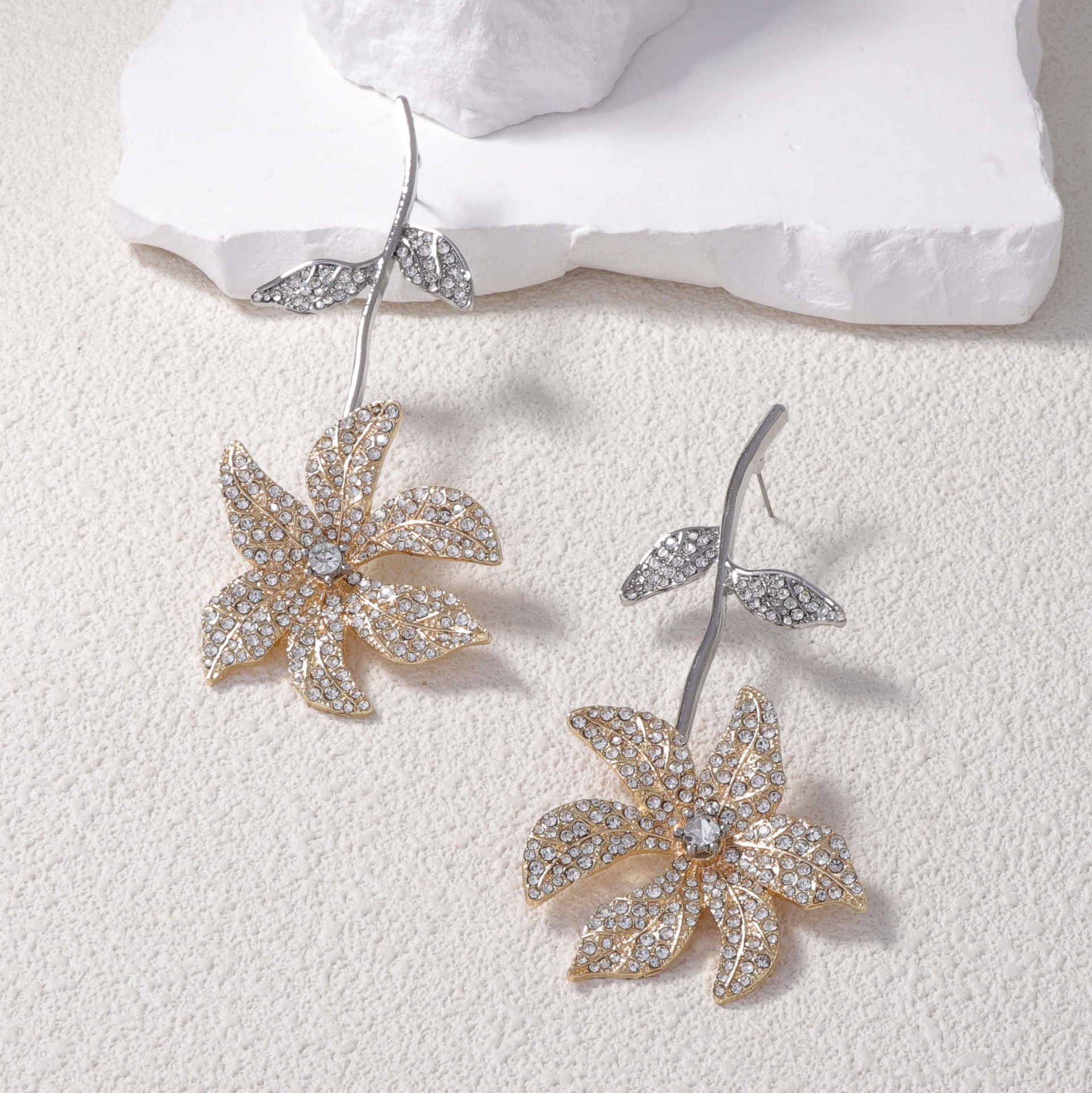 Golden flower earrings