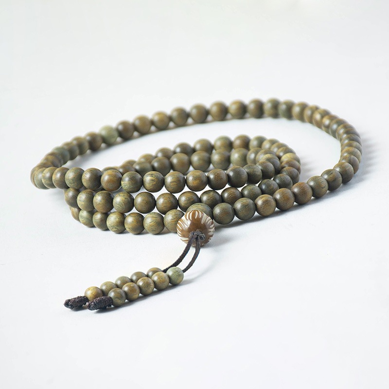 Green sandalwood 6mm 108 carved lotus model