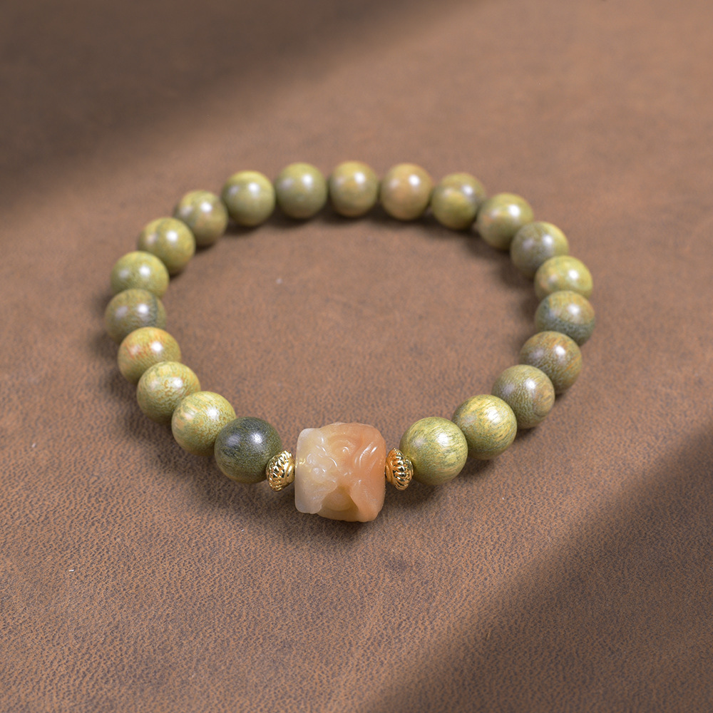 Green sandalwood round beads 8mm with weathered gradient lion awakening