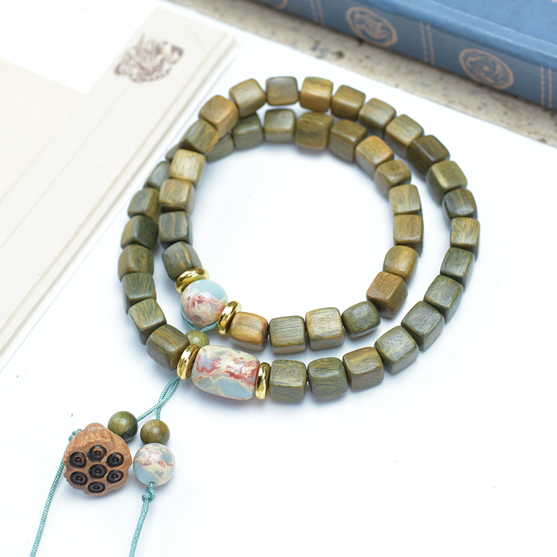 Green sandalwood square sandalwood 8mm with aventurine
