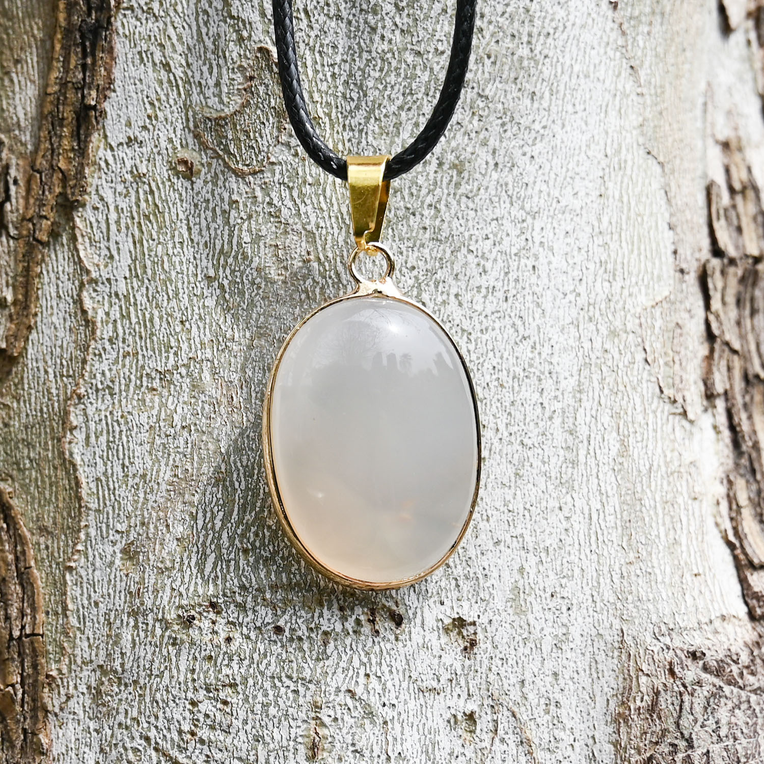 white agate