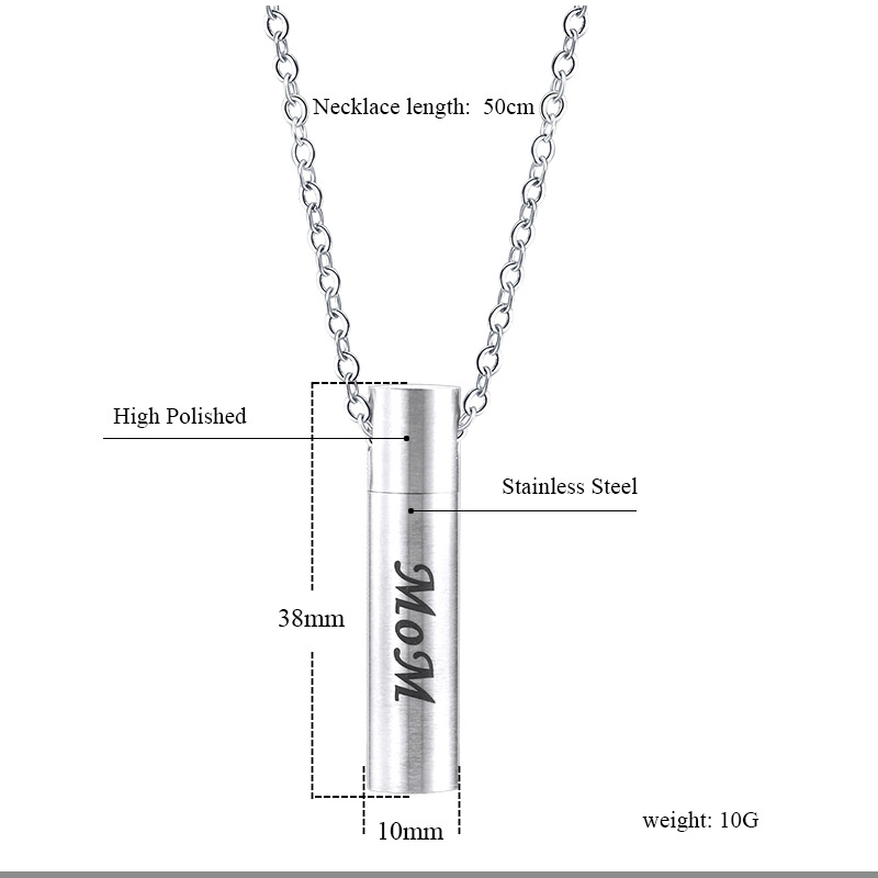 MOM pendant with chain