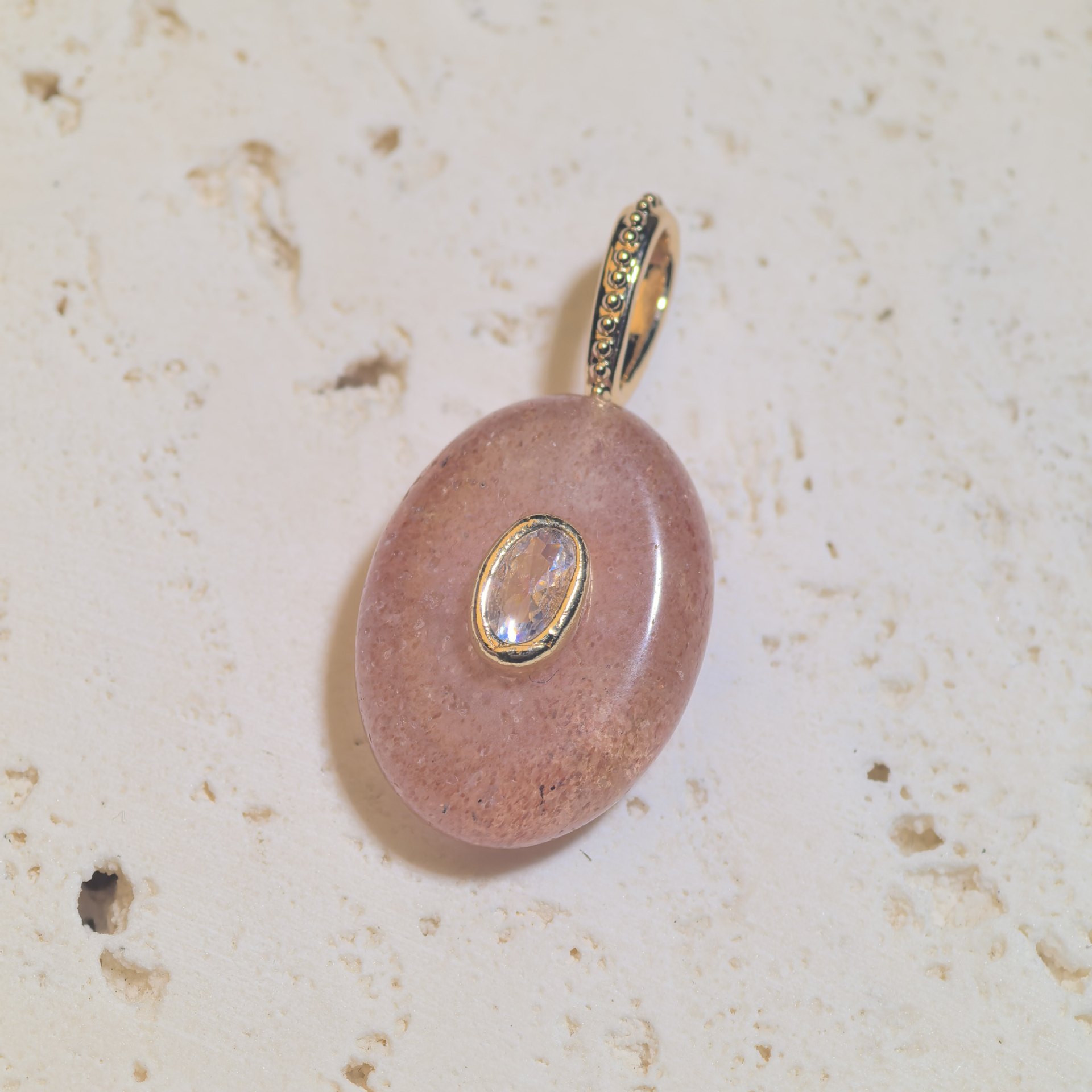 Oval Strawberry Quartz