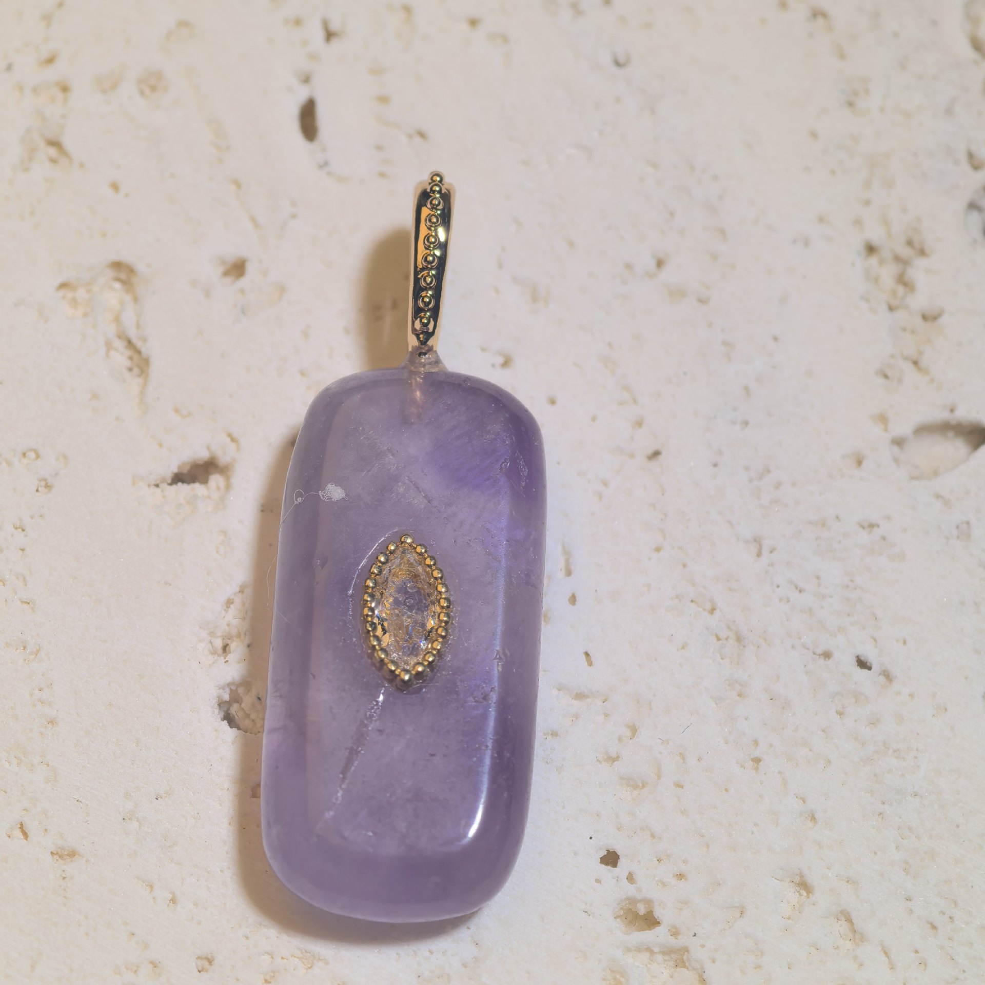 Long amethyst