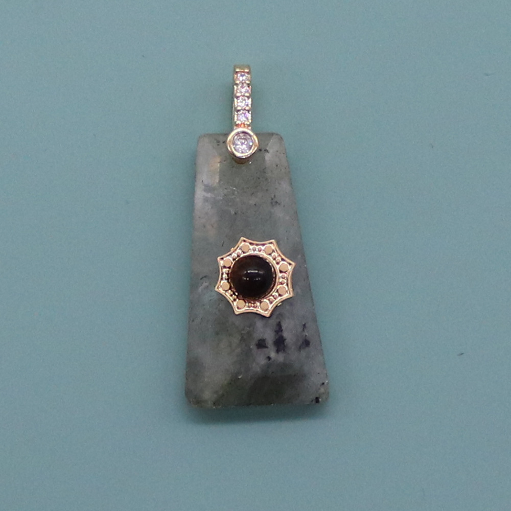 labradorite