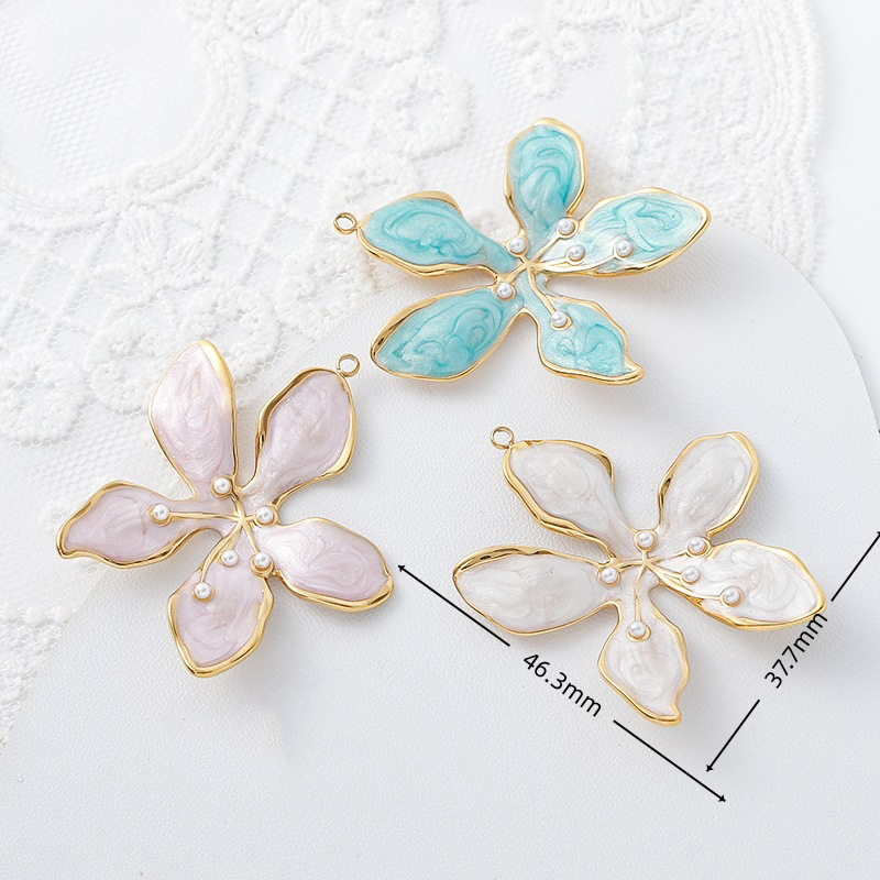 Five-petal flower # 1 (light pink)