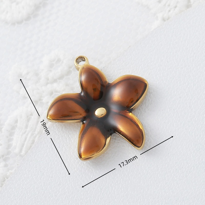 Five-petal flower # 4