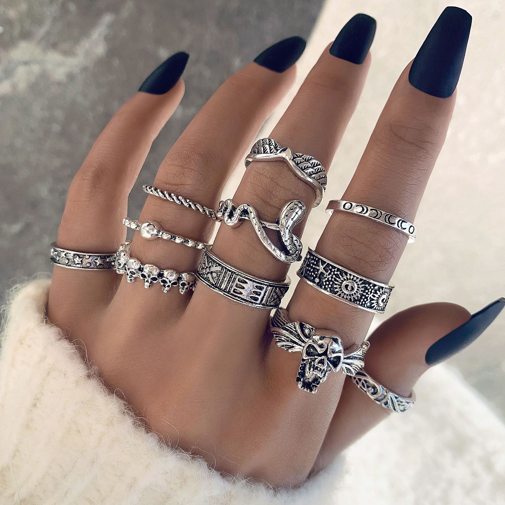 22858-silvery