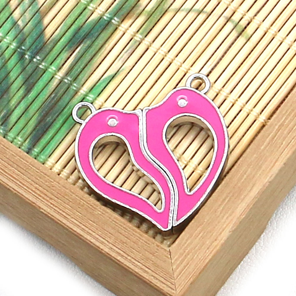 002 pink heart shape 28mm, 11g