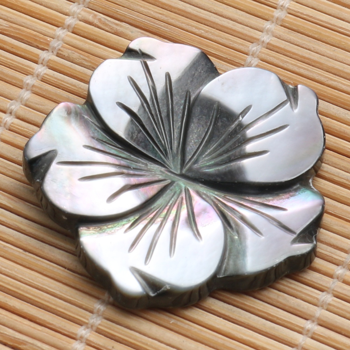 Gray five-petal flower 27mm