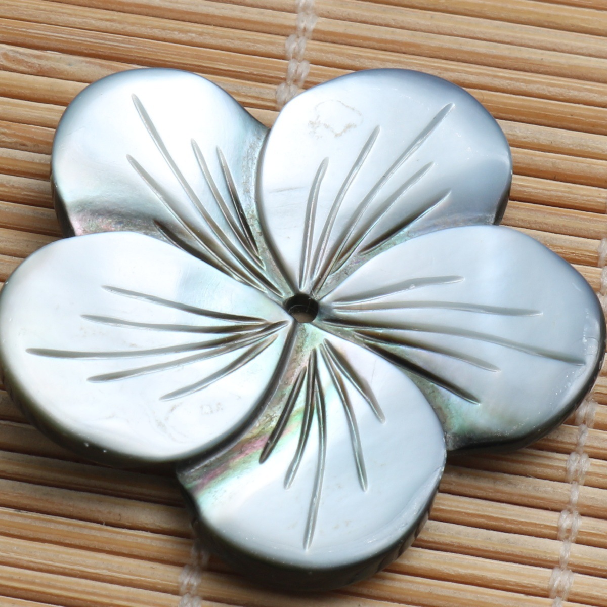 Gray five-petal flower 28.5mm