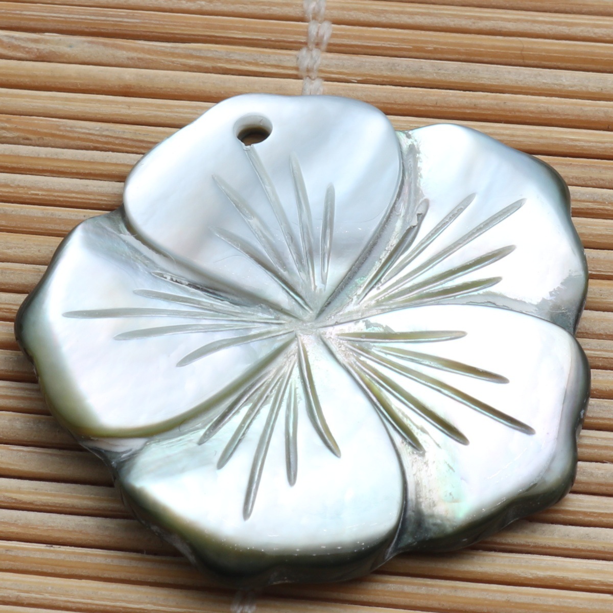 Gray five-petal flower 25.3mm