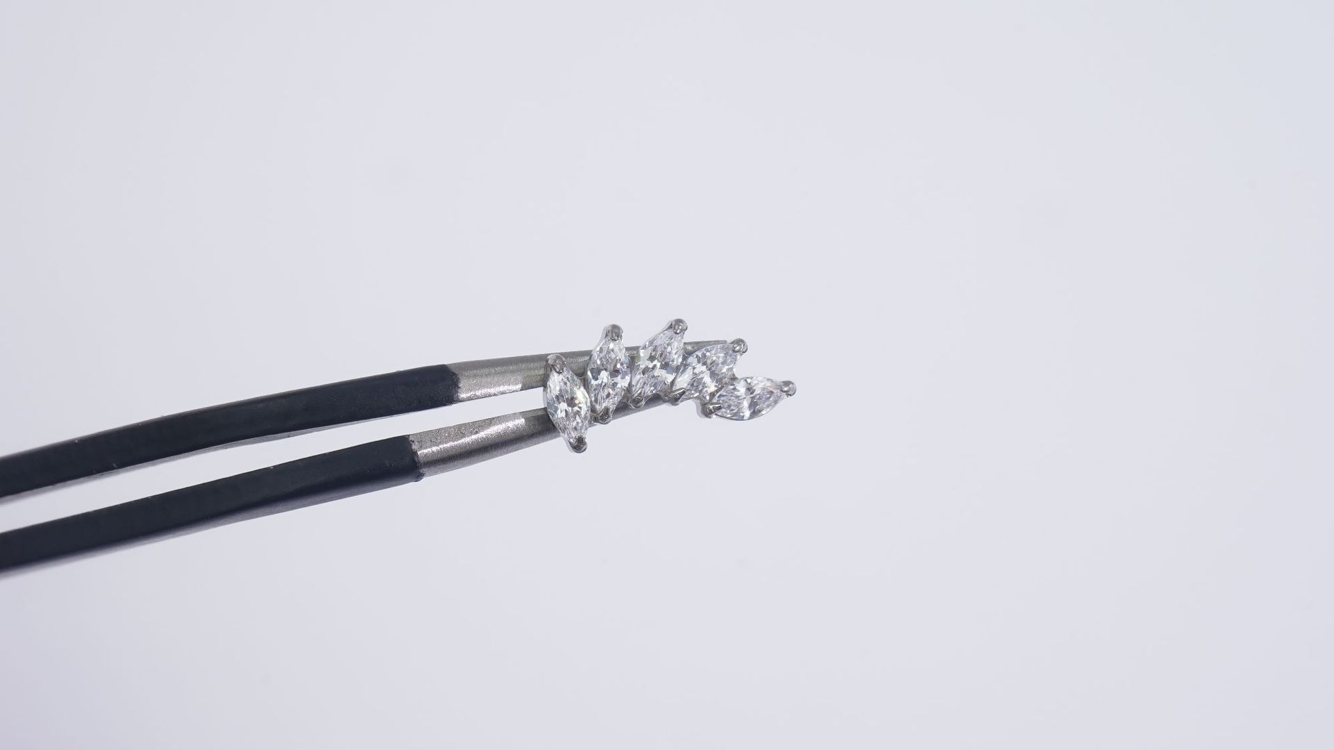 Titanium white zirconium 5