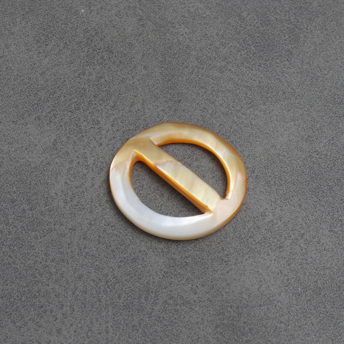 Off-white yellow shell japanese buckle 20.8*22mm