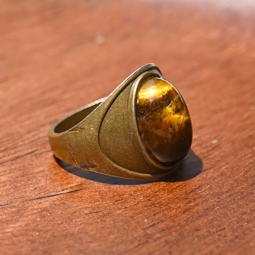 tiger eye