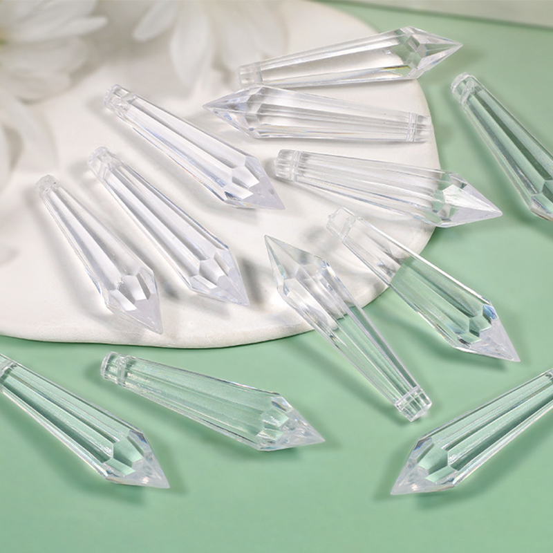 13x56mm/119pcs Transparent large pointed bead pendant