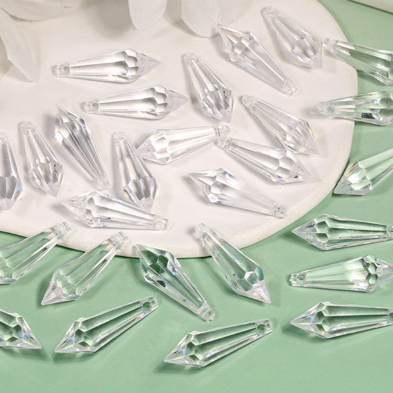 9x29mm/520pcs Transparent small bead pendant