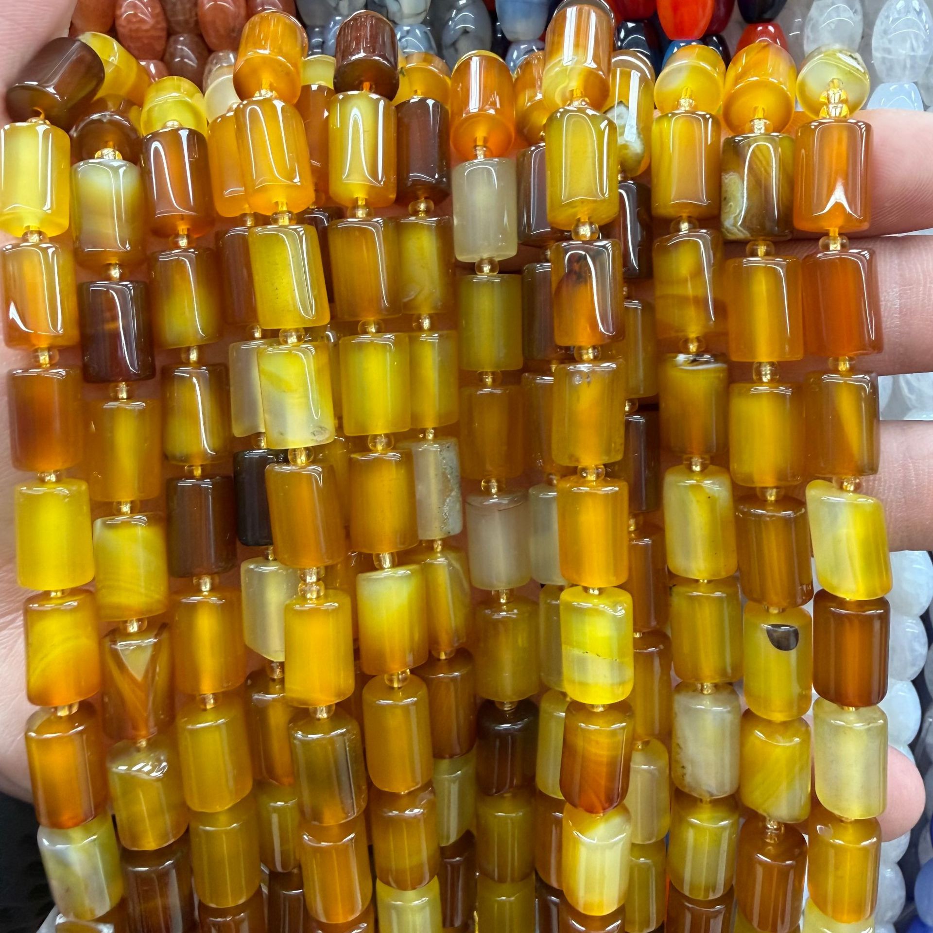 Amber agate