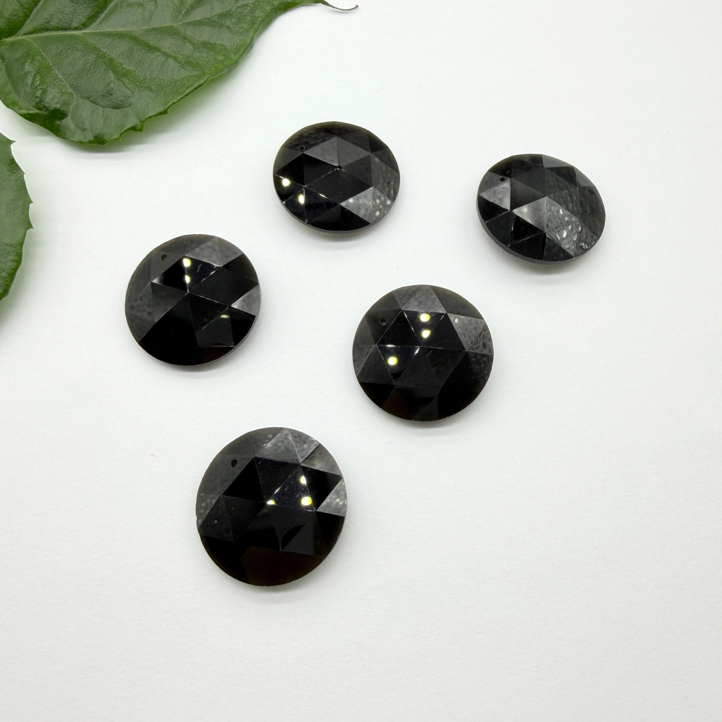 Schwarzer Obsidian