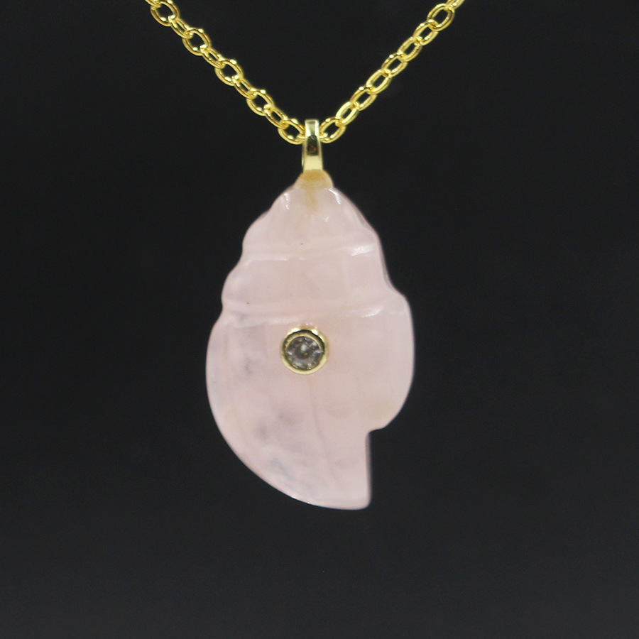 Pink crystal (including chain)