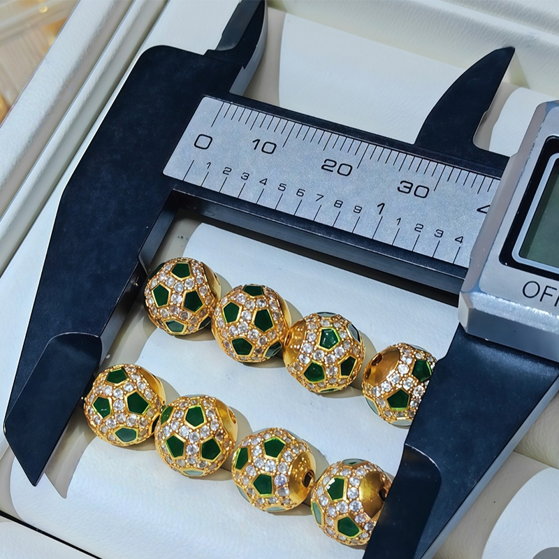 #03 green [10mm]