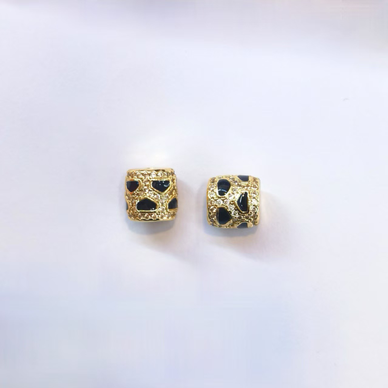# 02 black [9mm]