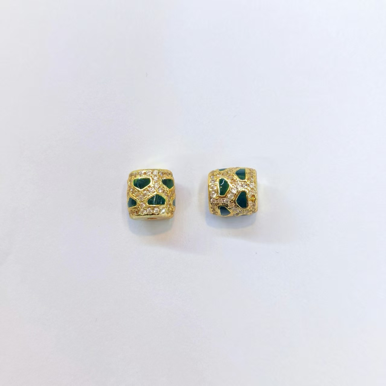 # 02 green [9mm]