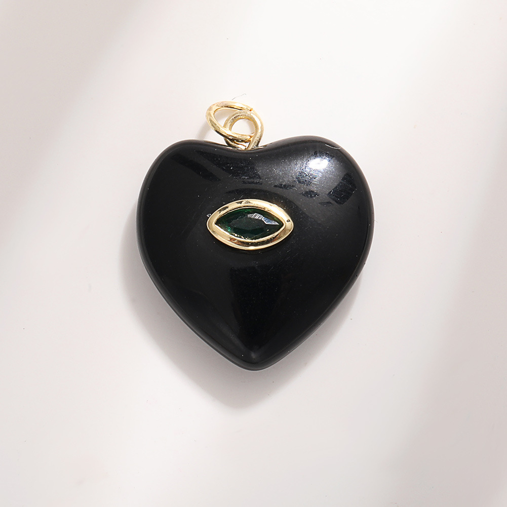 A1642 heart-shaped black agate