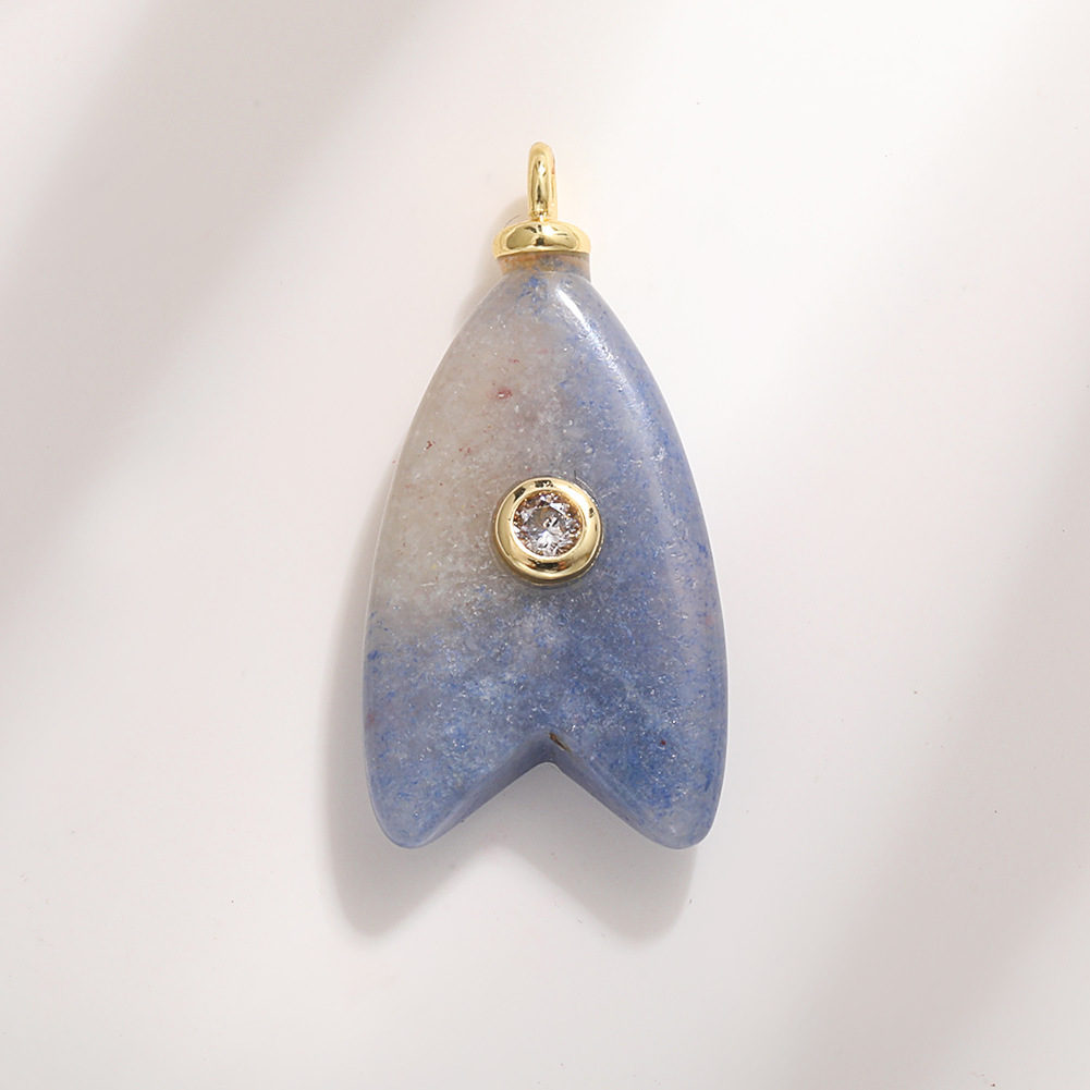 A1663 fish tail blue aventurine