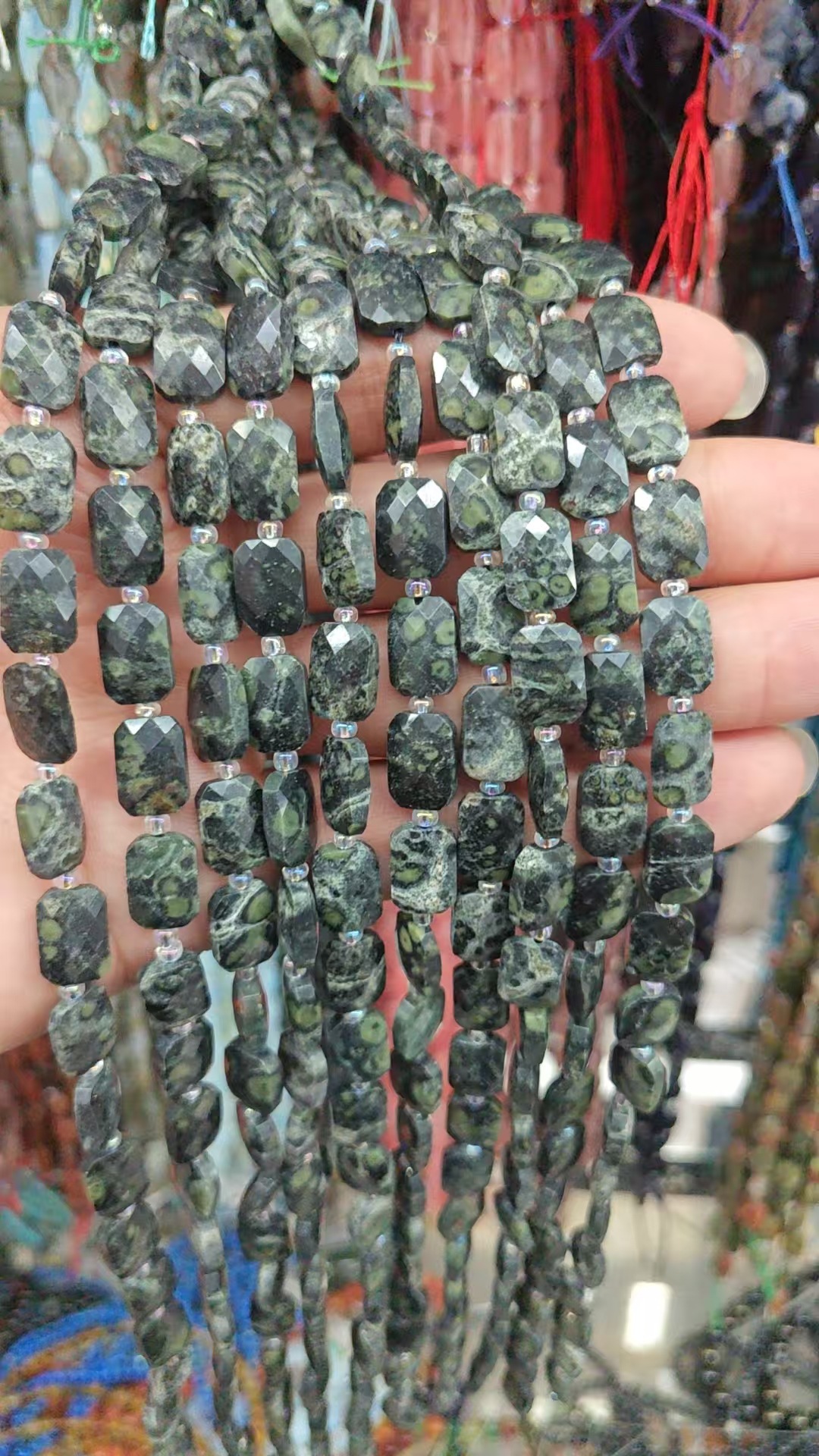 Green sparrow stone