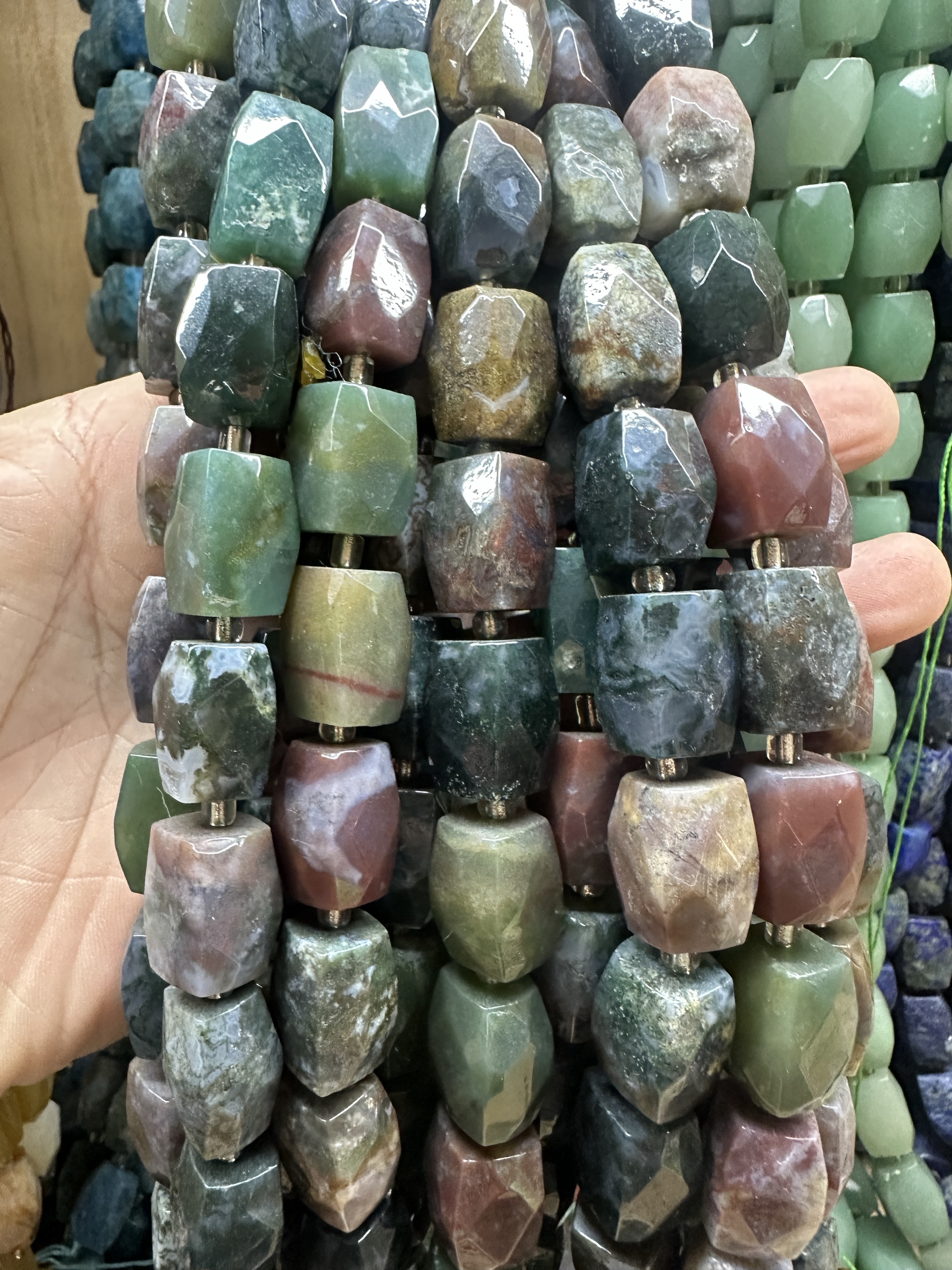 Inde agate