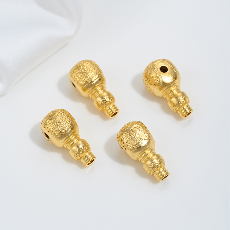 4 # 9.5x10x20mm hole 1.8mm 1 piece