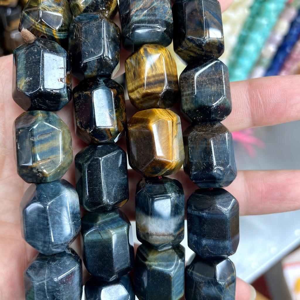 Tigerauge Blau