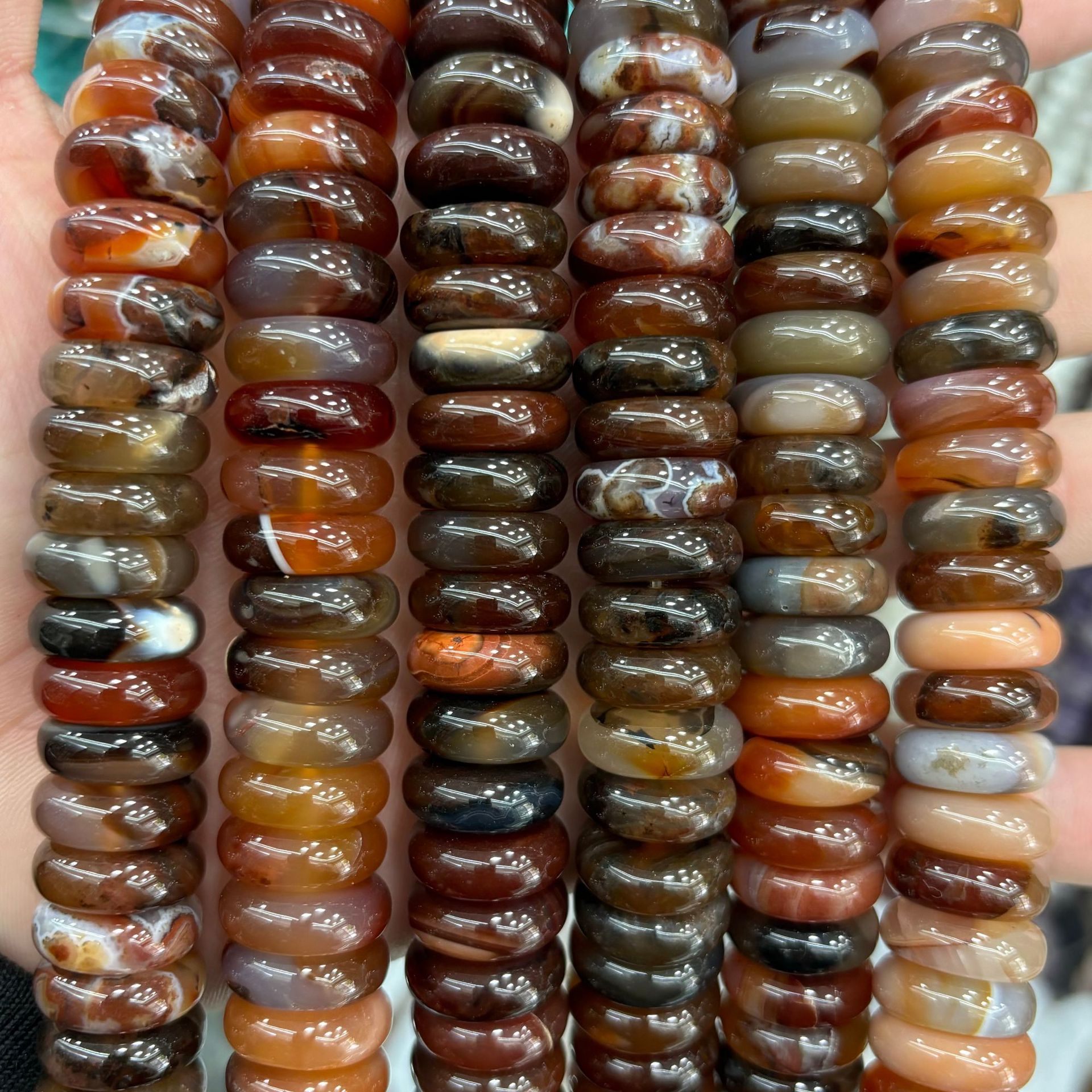 Fantasy agate