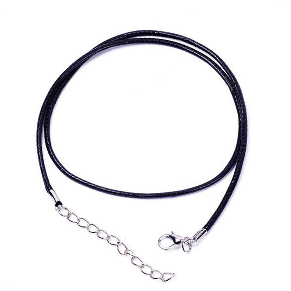 Silver tail chain