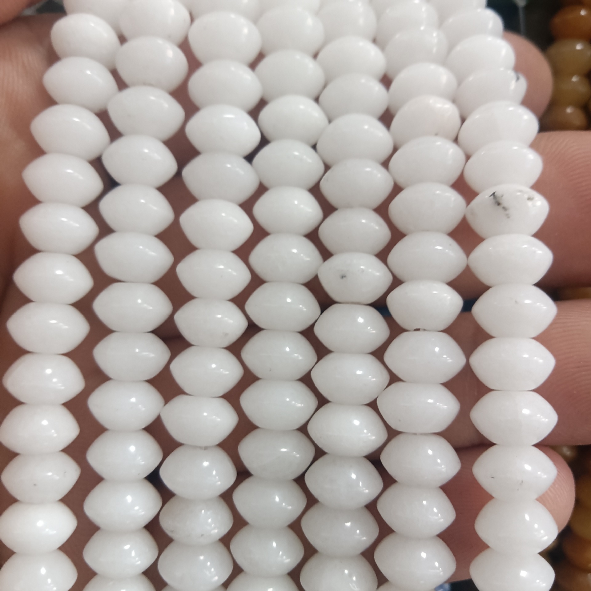 10 white jade
