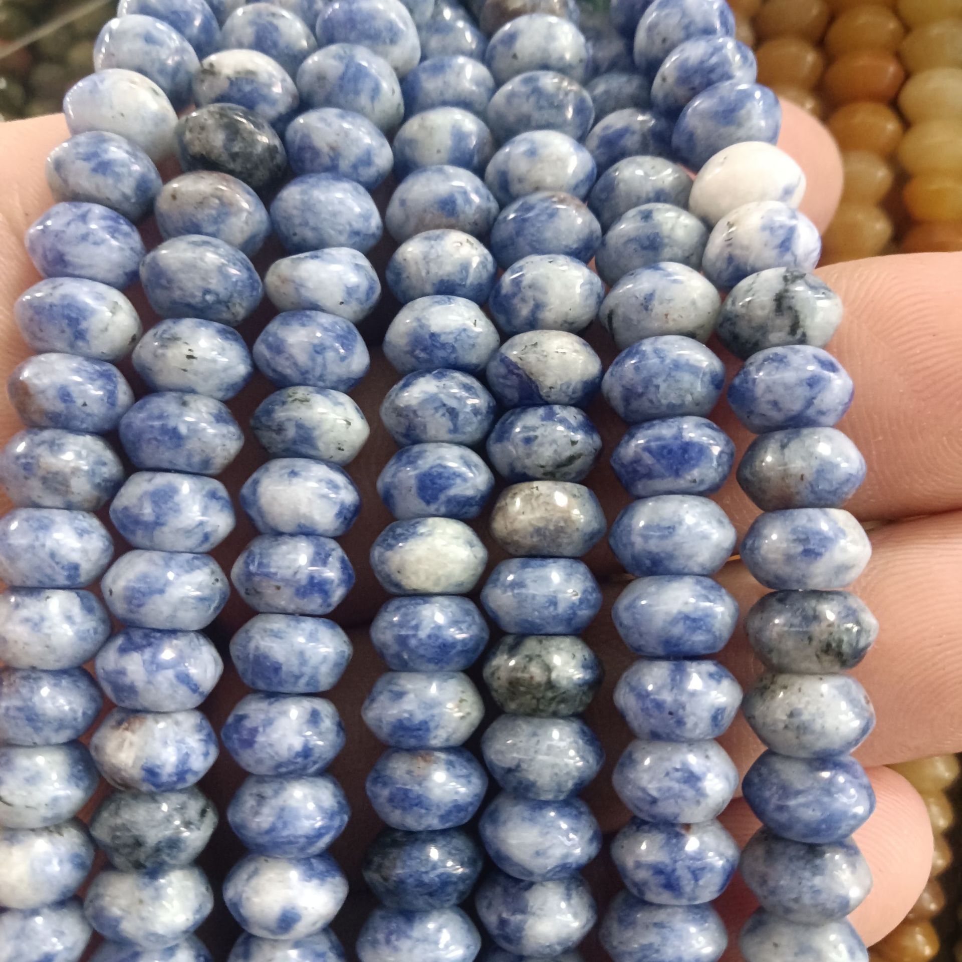 11 blue dots